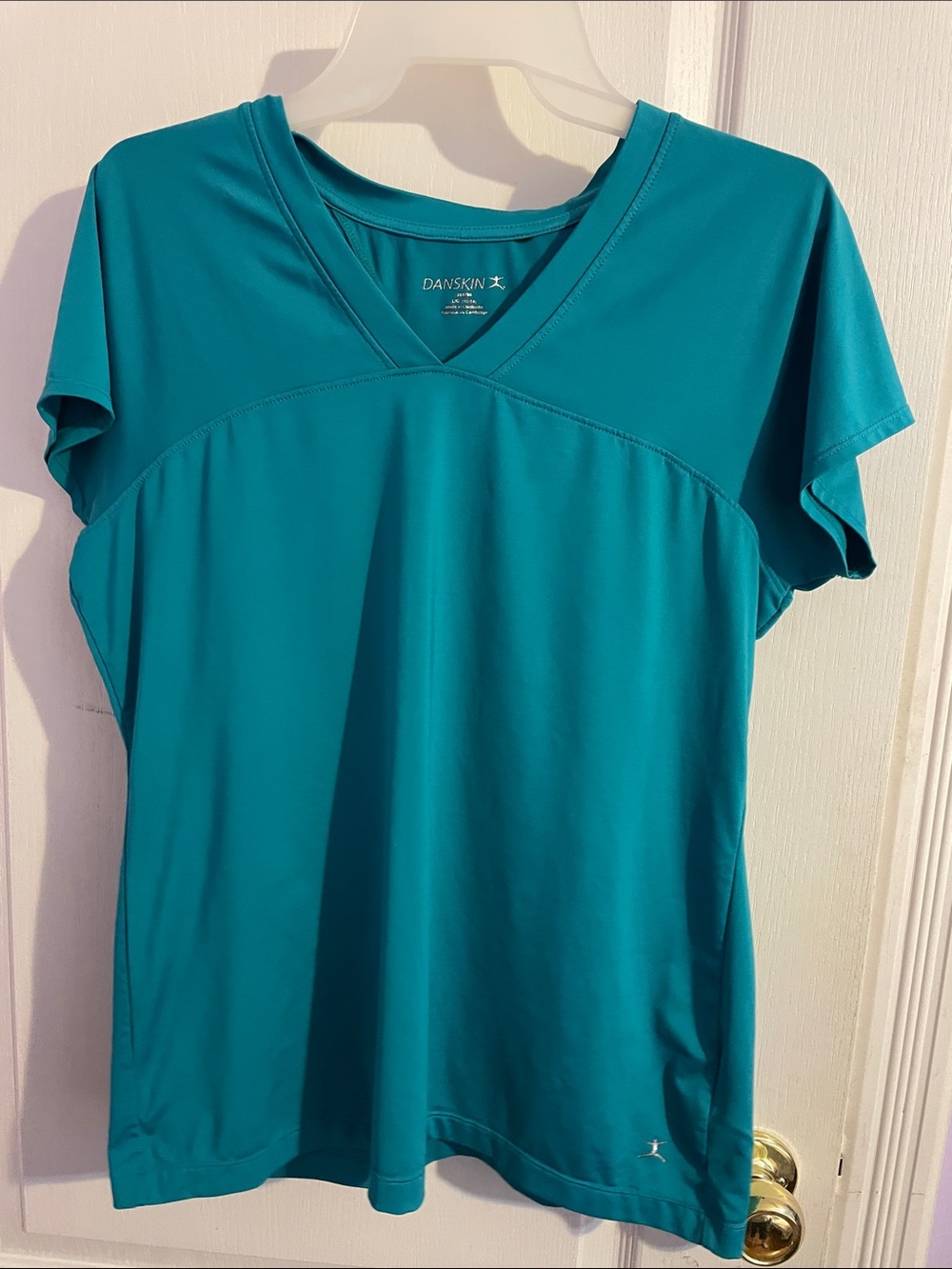 NWOT Danskin Teal V-Neck Short Sleeve Active Tee - Size Large